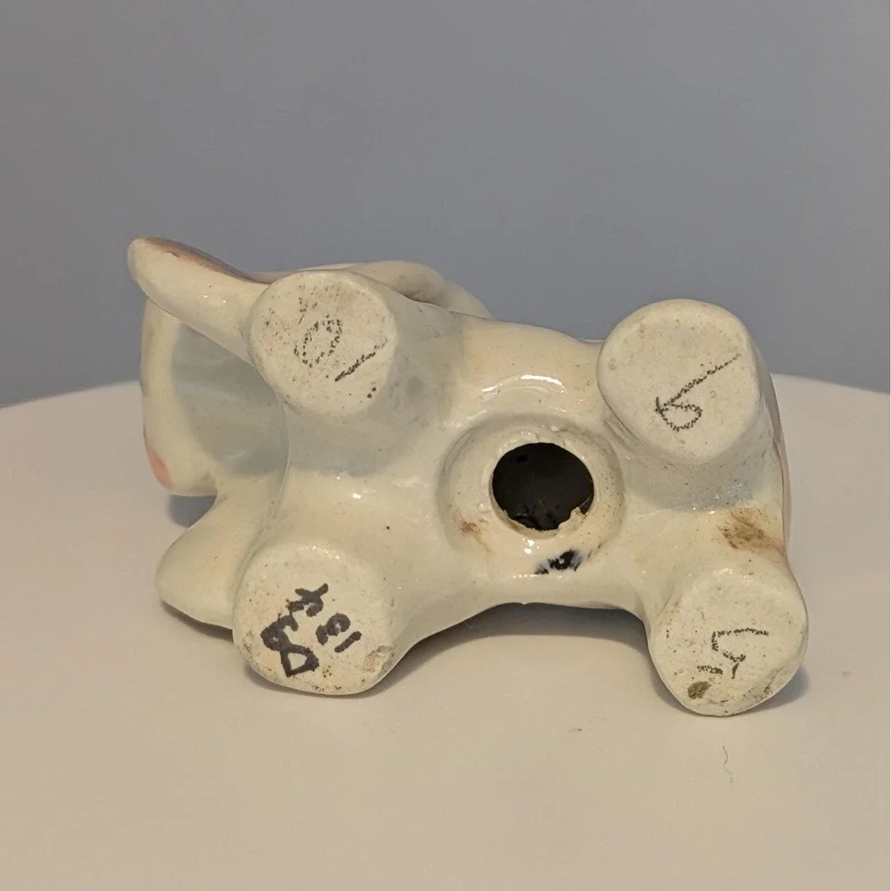 Vintage Basset Hounds Beagle Dogs Salt Pepper Shakers Big Ears Anthropomorphic